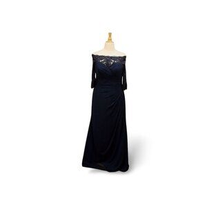 MB8025 Navy Size 18